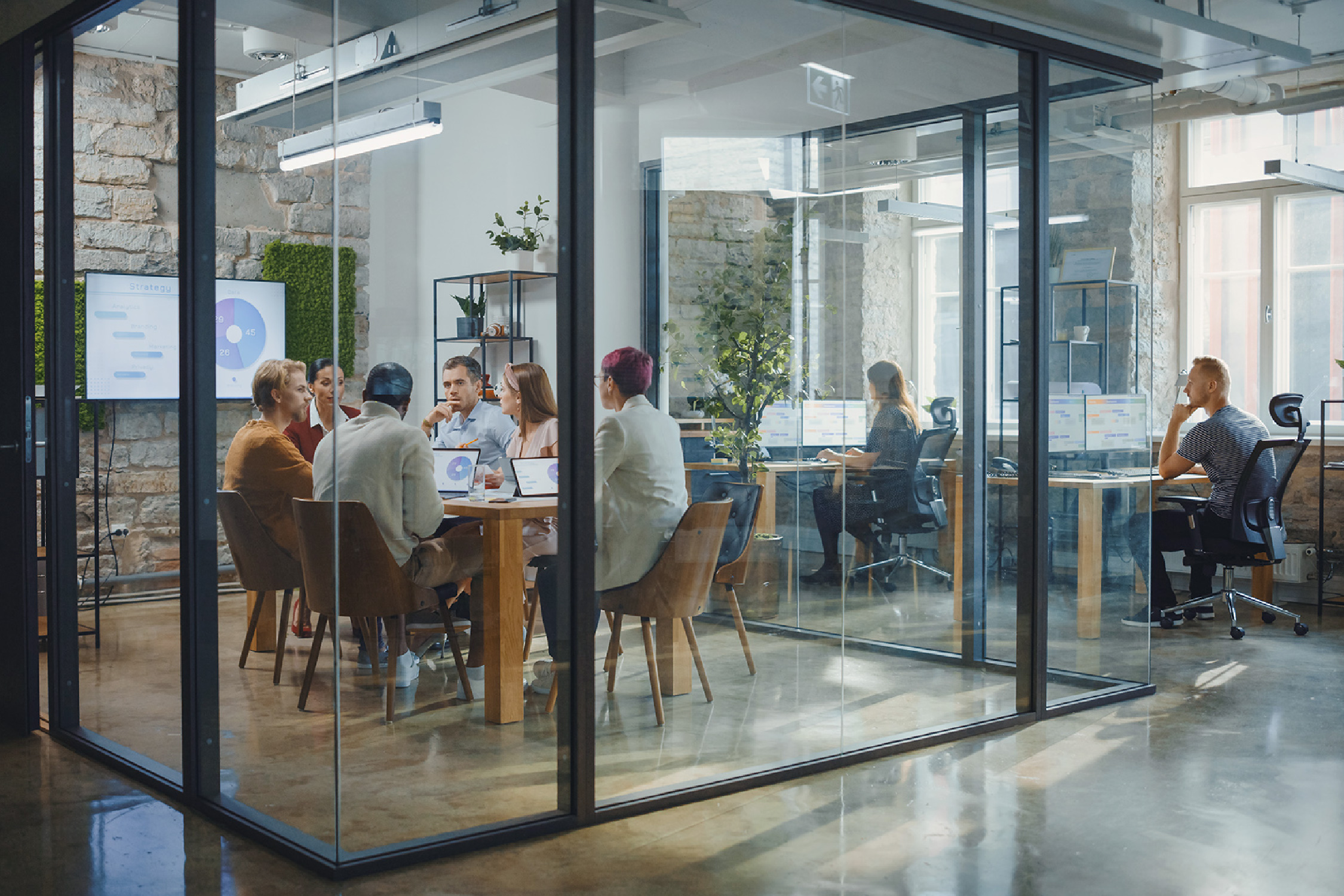 Cloud Cost Savings: People discussing